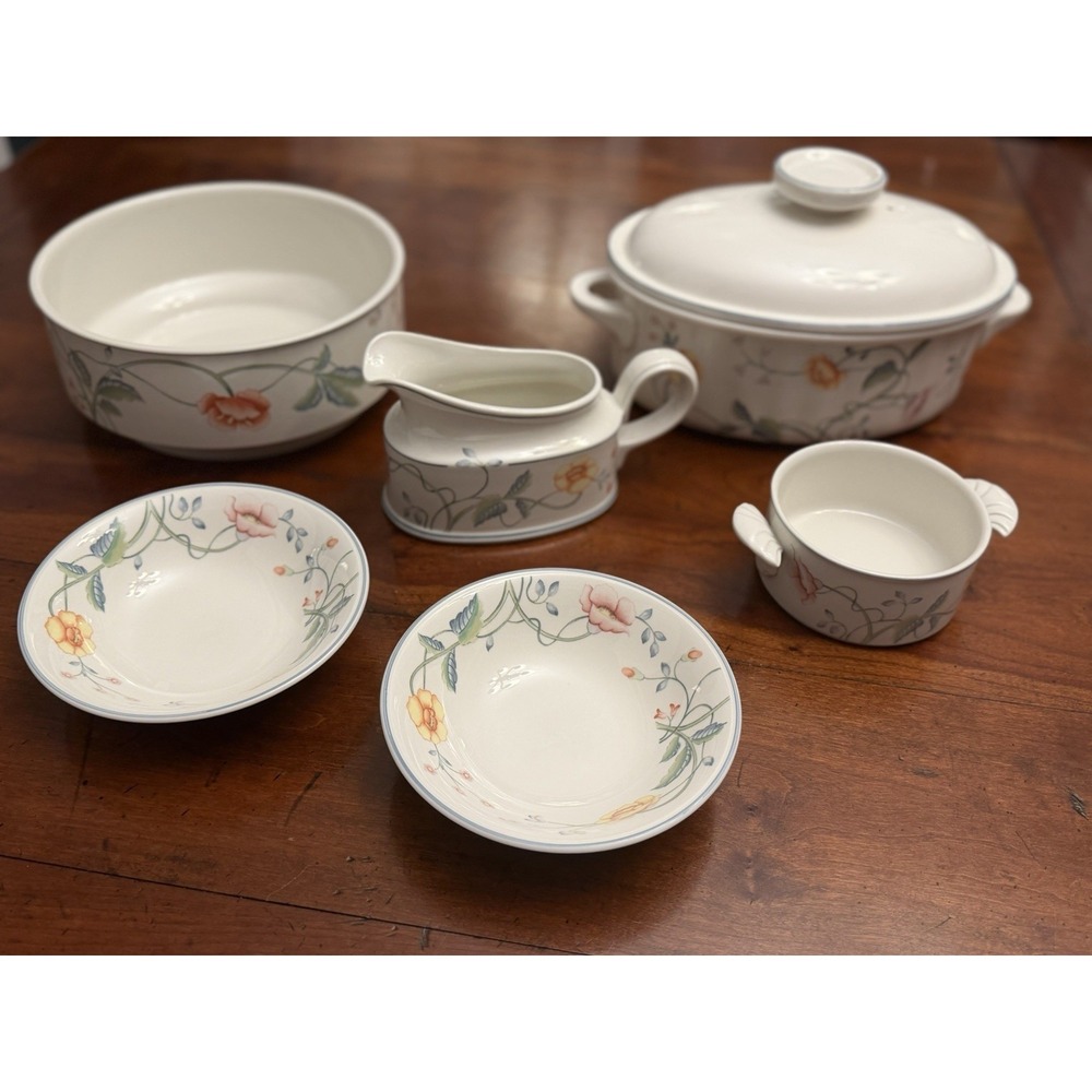 Villeroy & Boch ALBERTINA Covered Casserole Gravy Boat Serving Bowl West Germany